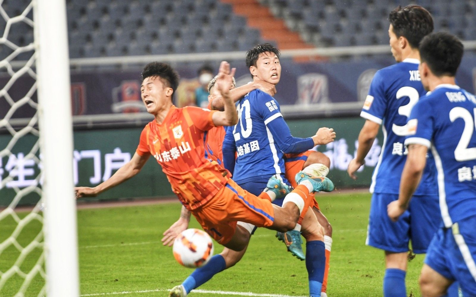 快船双核心合砍60+（快船双核联手狂砍60+）