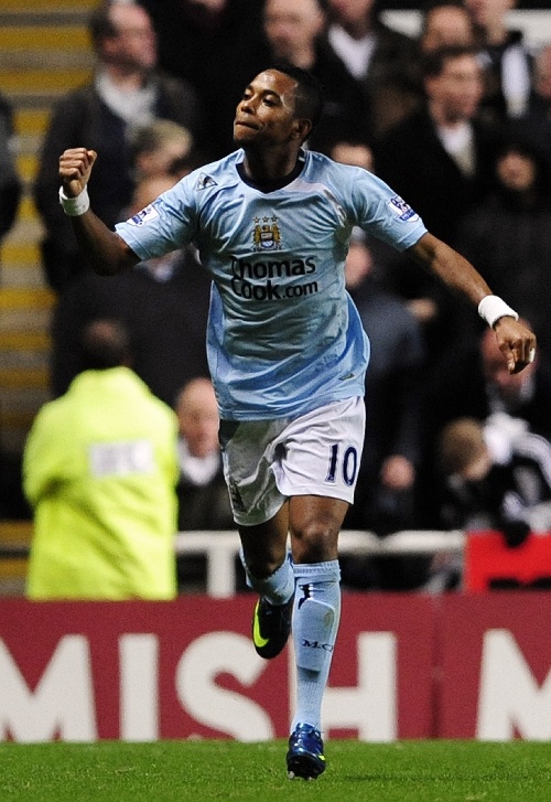 曼联名宿警告阿森纳：他们赢不了强强对话 这样冠军根本没戏（曼联名宿告诫阿森纳：强强对话拿不下，冠军希望渺茫）