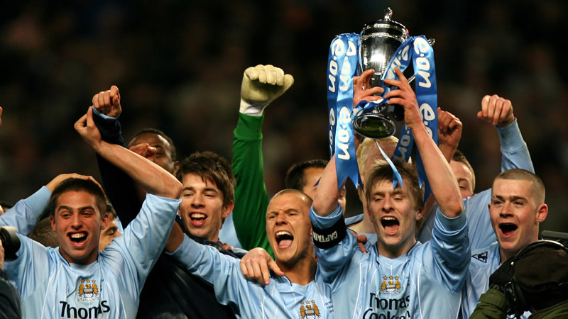 0分0板0助+投篮过桥，被杜锋“死亡凝视”，粤蜜：赶快把他送走