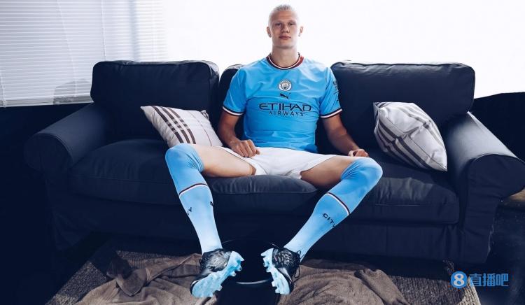 查尔顿官方：在昨日英冠比赛中一名球迷突发疾病不幸离世（查尔顿官方通告：昨日英冠比赛一名球迷因突发疾病去世）