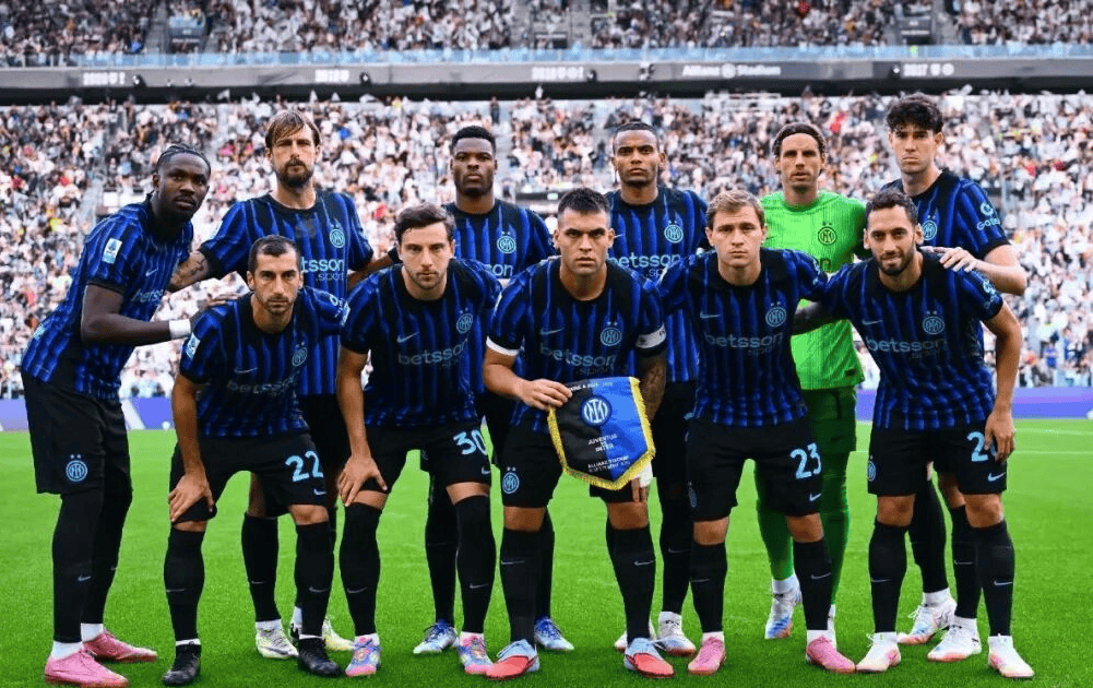 天赋！路易斯作为菜鸟教练，执教弗拉门戈仅14个月收获5冠（新锐教头！路易斯执掌弗拉门戈14个月已揽五冠）