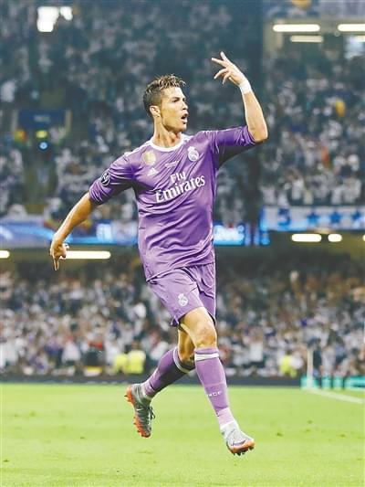 半岛晨报：中足联不作为，中超倒数第二轮不同时开球影响公平（半岛晨报：中足联不作为致中超倒数第二轮未同期开球，公平性受损）