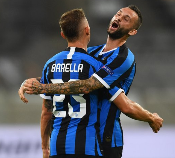 每体：曼联有意巴萨中场费尔明，准备报价超7000万欧（每体：曼联瞄准巴萨中场费尔明，或开出超7000万欧元报价）