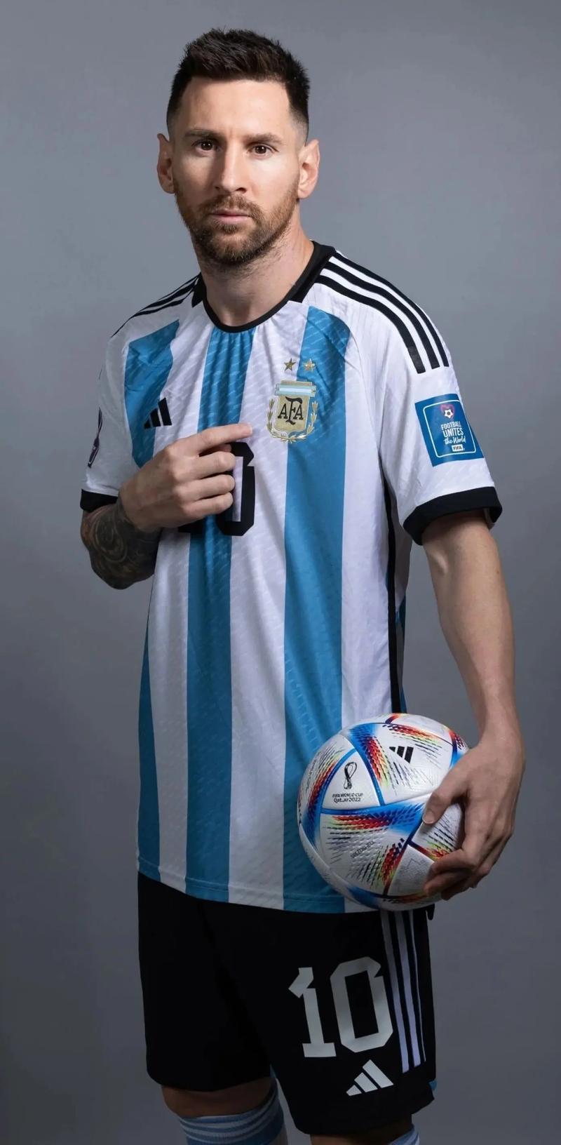 五大联赛仍有三支球队联赛不胜：狼队、维罗纳、佛罗伦萨（五大联赛尚有三队未尝联赛胜绩：狼队、维罗纳、佛罗伦萨）