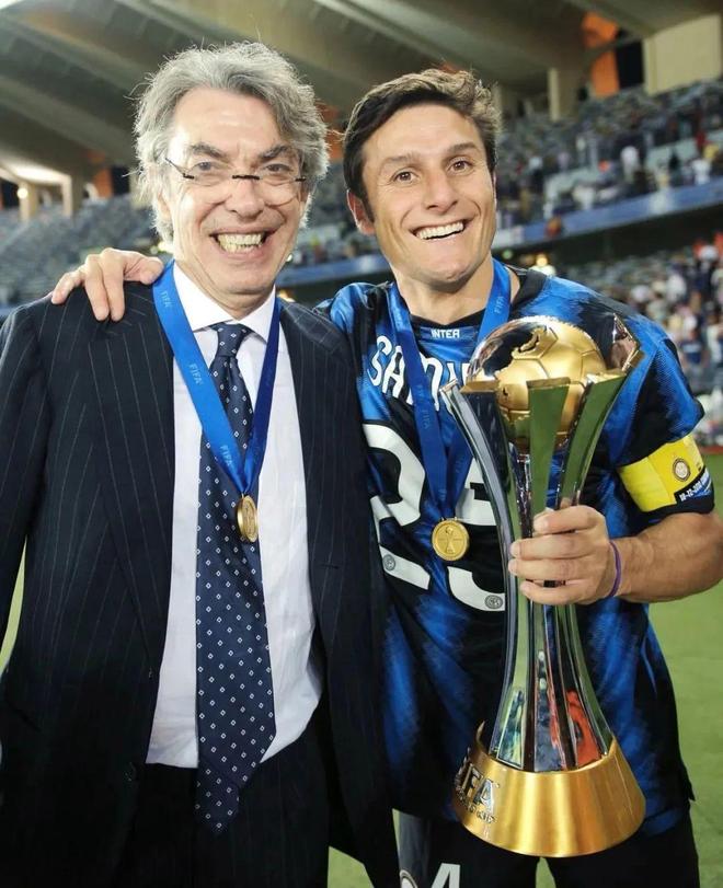 斯洛特：萨拉赫一直对俱乐部和队友很重要，队友有事不会愉快（斯洛特：萨拉赫始终是俱乐部与队友的关键人物，队友出状况谁都不会开心）