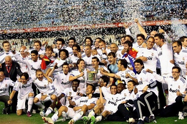 明智之举？米兰杯赛出局未必是坏事，单线作战全力冲击意甲桂冠