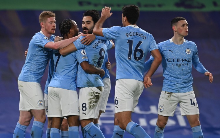 25球追平C罗，姆巴佩是赛季前20场进球最多的皇马球员（姆巴佩赛季前20场斩获25球，追平C罗居皇马同期进球榜首）