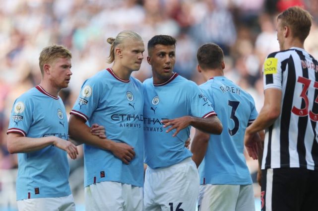 埃孔：尼日利亚足协结清欠款，全队团结一心备战比赛（埃孔：尼日利亚足协已结清欠薪，球队同心备战）