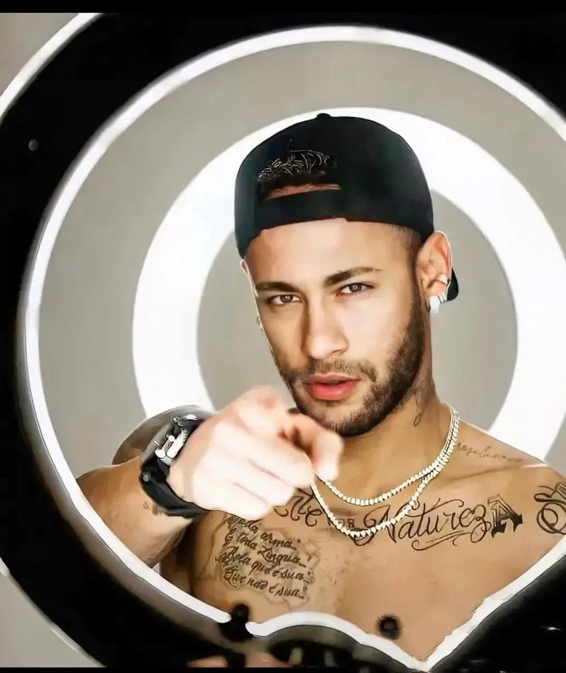 皇马战巴列卡诺首发预测：姆巴佩、维尼修斯领衔，阿诺德出战（皇马对阵巴列卡诺首发前瞻：姆巴佩携维尼修斯领衔，阿诺德有望出战）