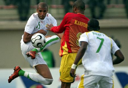 天空记者：齐尔克泽想继续留在曼联并为自己的位置而战（天空体育记者：齐尔克泽希望留在曼联，力争上位）