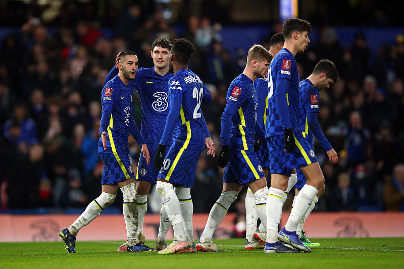 世体：霍安-加西亚因遭受撞击一瘸一拐，但能出战本轮欧冠（世体：霍安-加西亚遭撞击致跛行，仍将出战本轮欧冠）