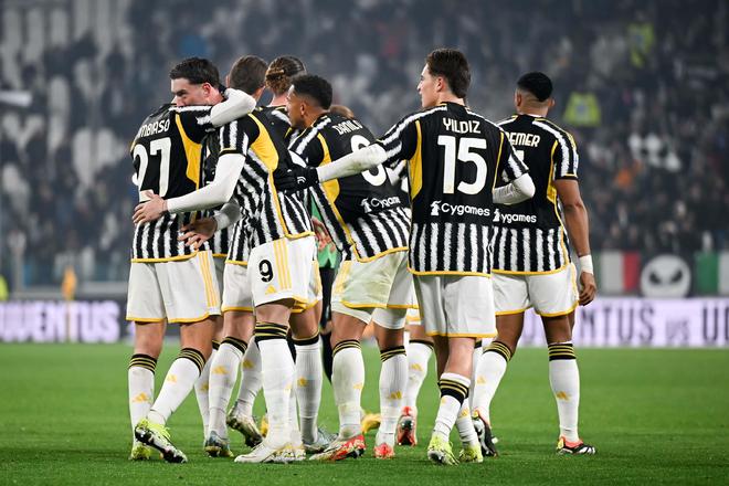 手感颇佳！乔治半场8中6轻取14分2抢断