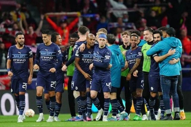 足球国足替补席贡献大，两人替补破门（国足板凳发威，两名替补相继破门）