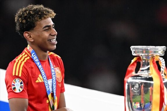 哈萨克斯坦足球超级联赛：13座城市的14支球队（哈萨克斯坦足球超联赛：14队分布在13座城市）