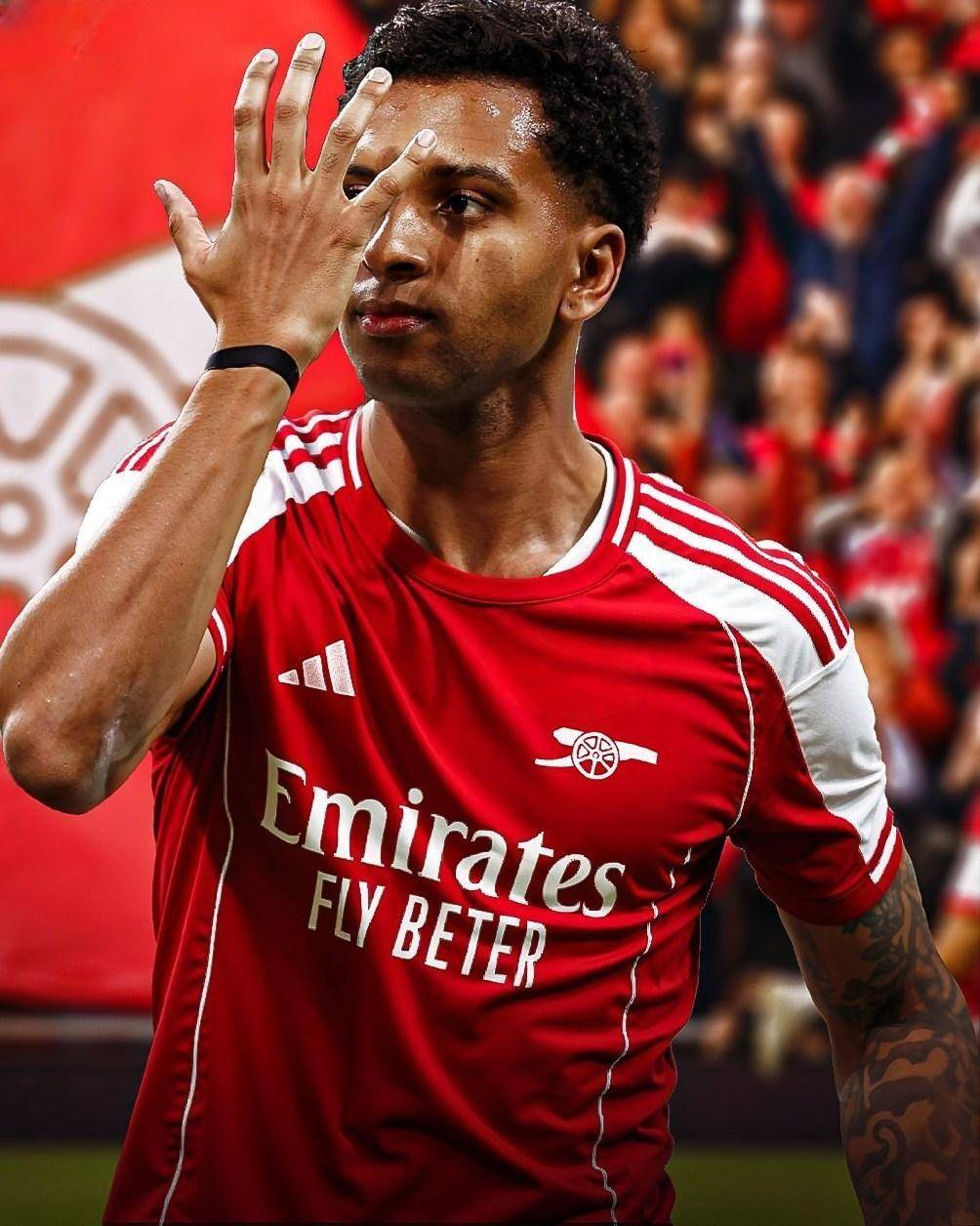 记者：申花将给球员放短假，12月2日重新集中备战广岛三箭（申花为球员安排短暂假期，12月2日再度集结备战广岛三箭）