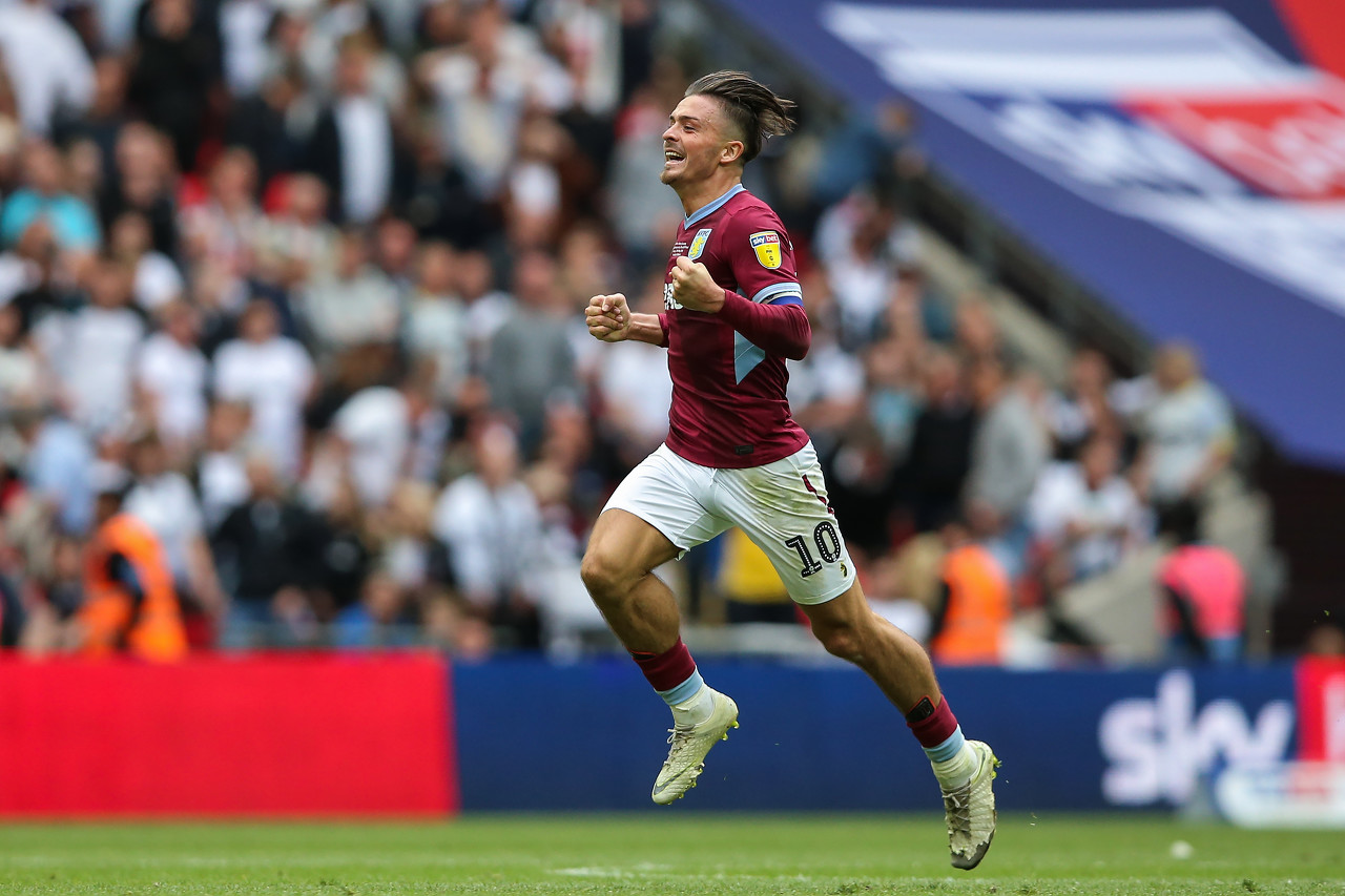 追梦发问什么比感恩节大餐更糟糕？网友：球队老将揍年轻队友（追梦发问：还有比感恩节大餐更糟的吗？网友：球队老将暴打新秀）